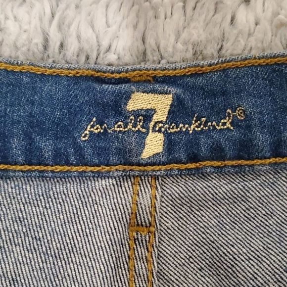 7 for all mankind Hi-Waist Embroidered cutoffs - Picture 8 of 15